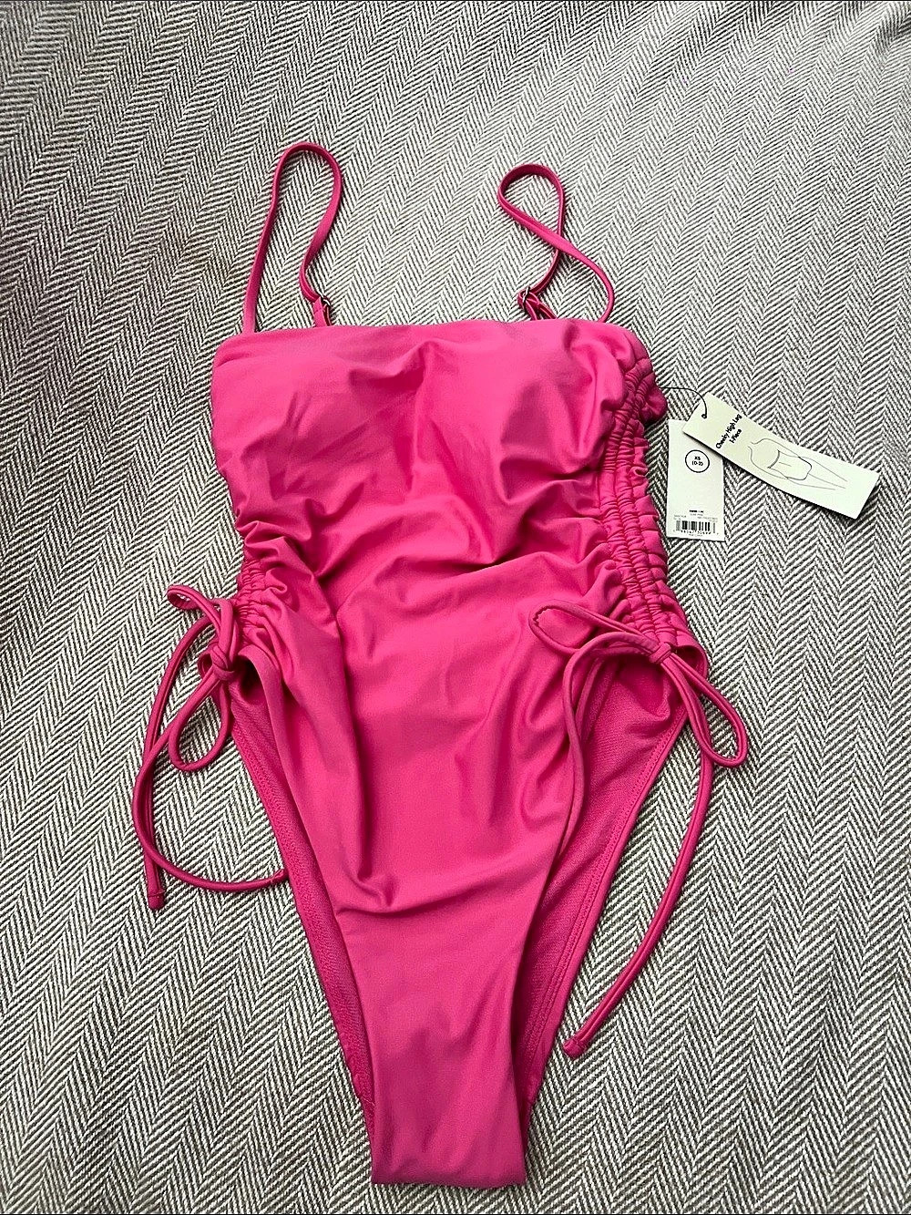 Skims High Leg One Piece in Pink XS NWT